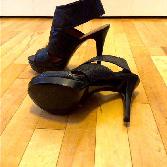 Calvin Klein Alex Heels - Picture 3 of 3